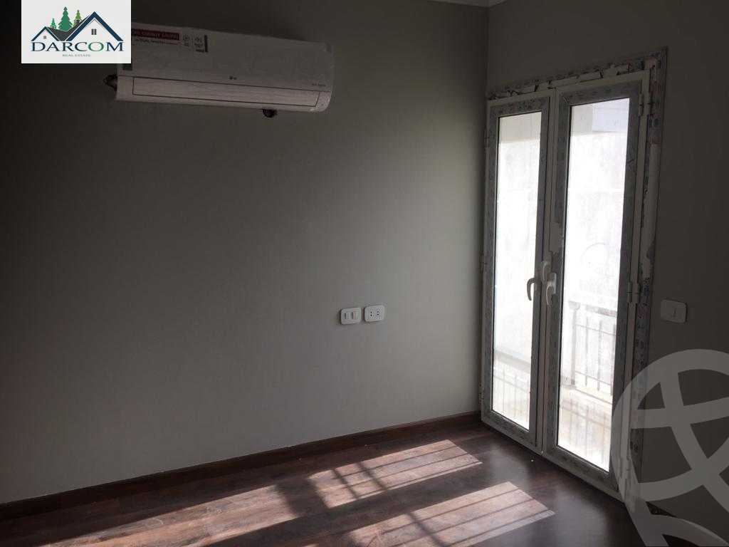 https://aqarmap.com.eg/ar/listing/4092424-for-rent-cairo-new-cairo-compounds-mountain-view-executive-residence