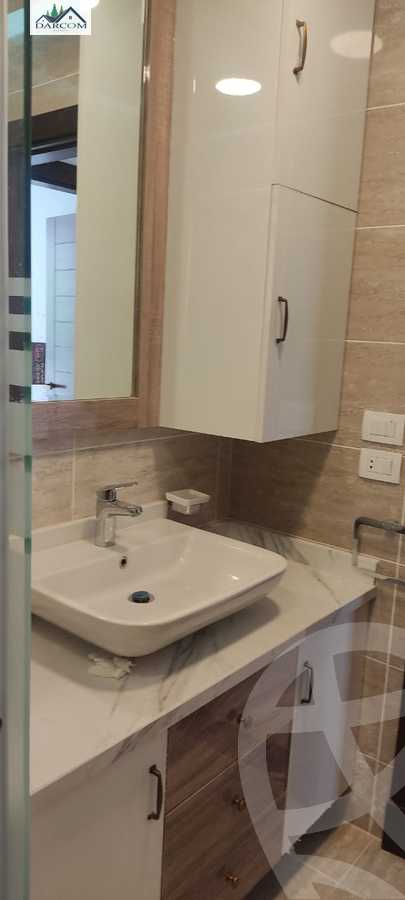 https://aqarmap.com.eg/ar/listing/4109821-for-rent-cairo-new-cairo-compounds-lakeview-residence
