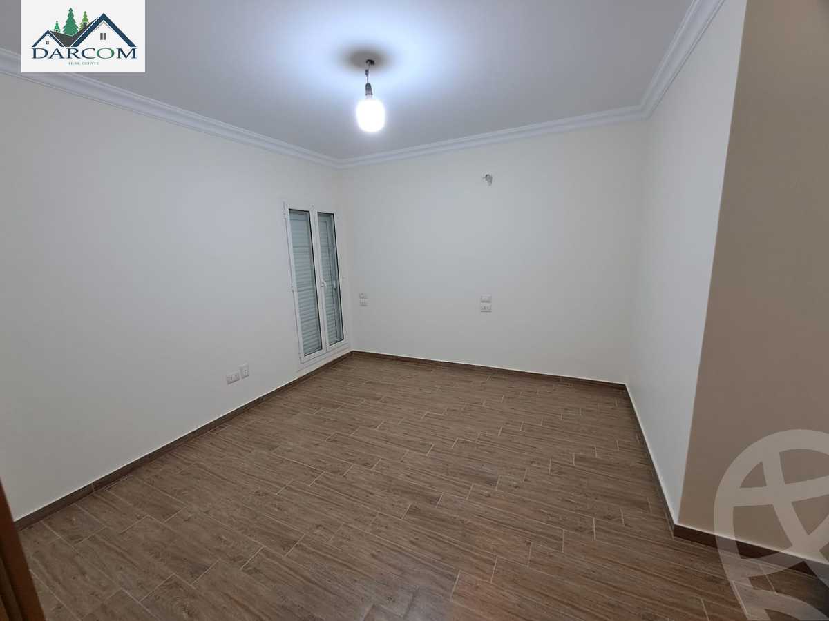 https://aqarmap.com.eg/ar/listing/4128510-for-rent-cairo-new-cairo-compounds-mountain-view-hyde-park