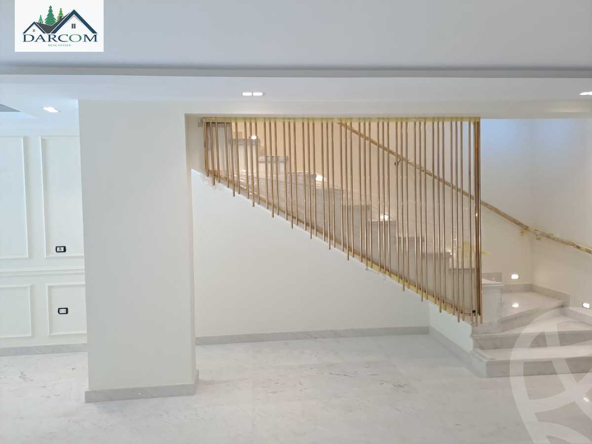 https://aqarmap.com.eg/ar/listing/4128510-for-rent-cairo-new-cairo-compounds-mountain-view-hyde-park