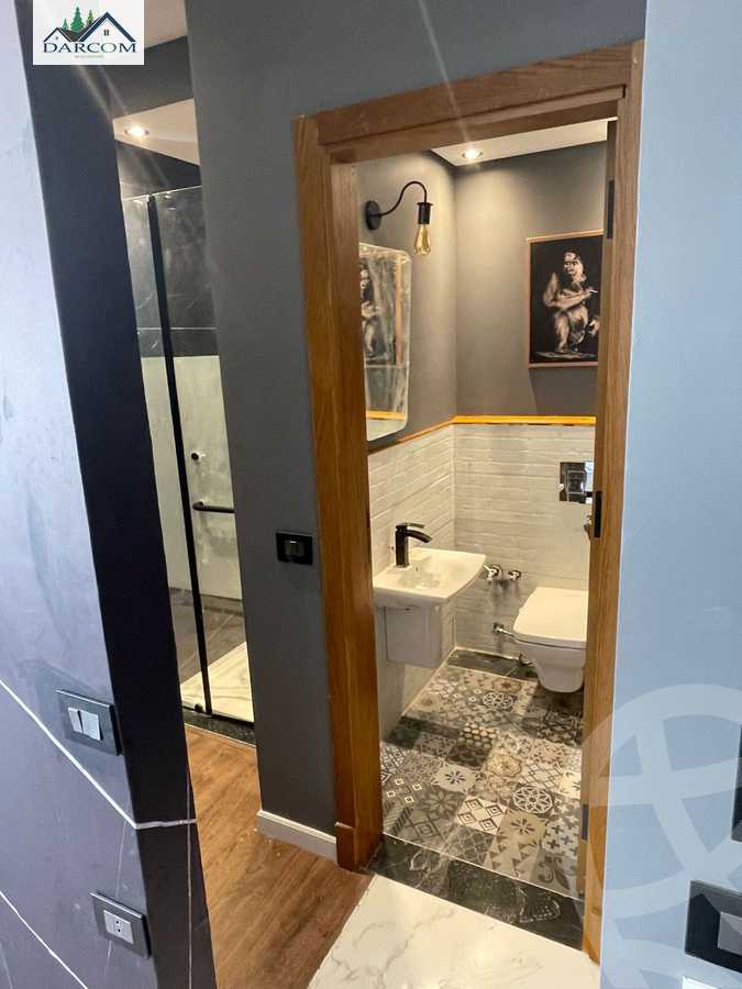 https://aqarmap.com.eg/en/listing/4128536-for-rent-cairo-new-cairo-compounds-lakeview-residence