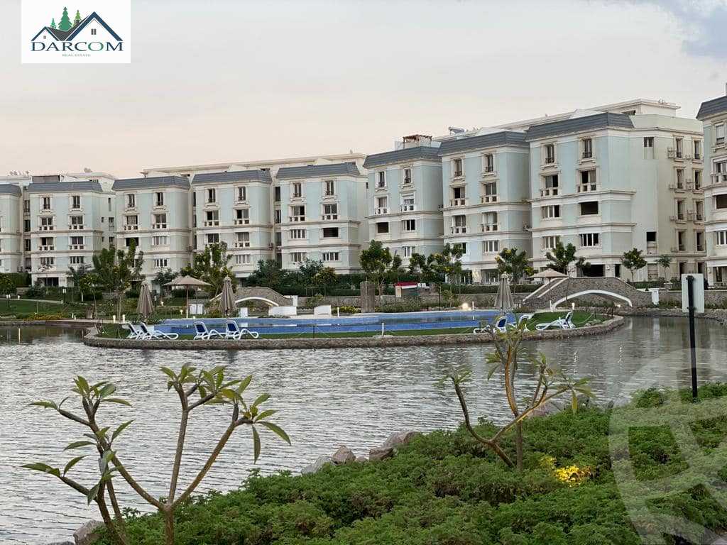 https://aqarmap.com.eg/en/listing/4128704-for-sale-cairo-new-cairo-compounds-mountain-view-hyde-park