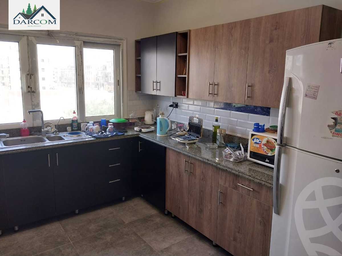 https://aqarmap.com.eg/en/listing/4136264-for-sale-cairo-new-cairo-compounds-mountain-view-hyde-park