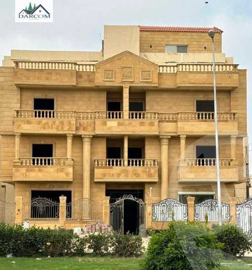 https://aqarmap.com.eg/ar/listing/4987759-for-sale-cairo-new-cairo-el-narges-el-narges-omarat-abdul-rahman-al-rafie-st