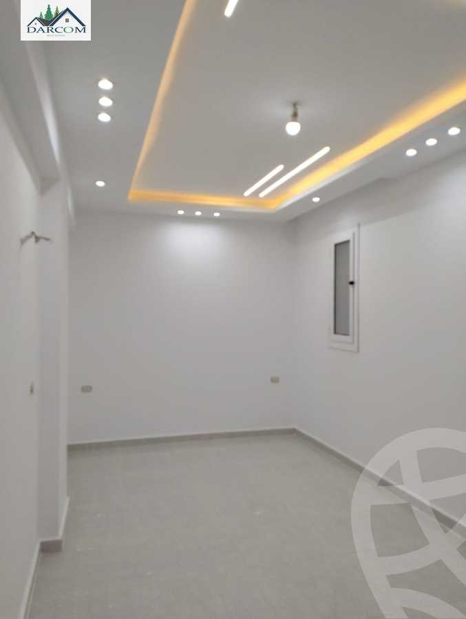 https://aqarmap.com.eg/ar/listing/5083789-for-rent-cairo-new-cairo-compounds-hyde-park-centre-ville-hyde-park