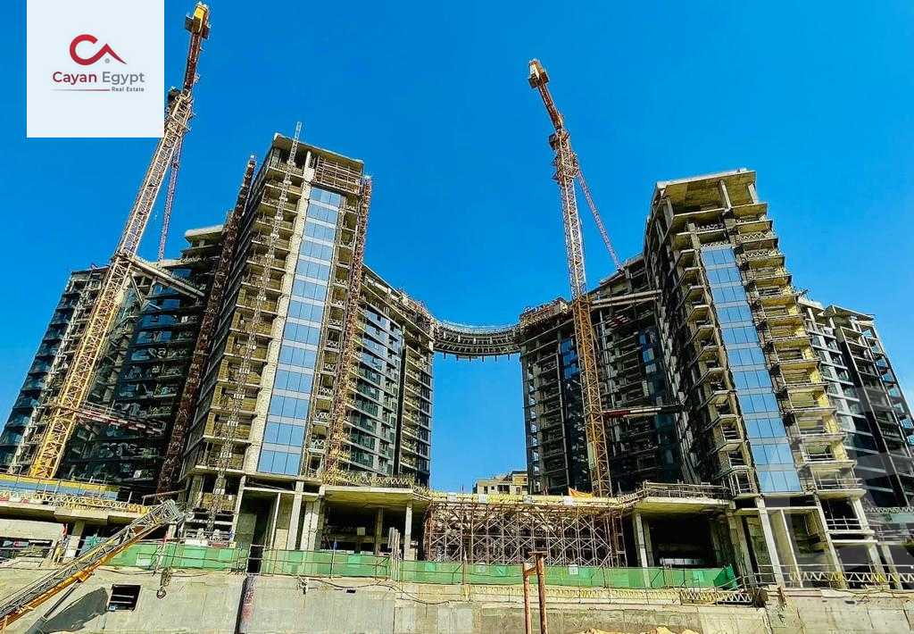 https://aqarmap.com.eg/ar/listing/4004051-for-sale-cairo-el-sheikh-zayed-city-compounds-brj-zyd-wr-llttwyr