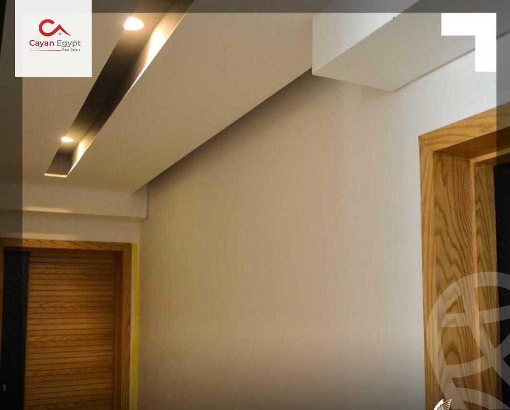 https://aqarmap.com.eg/en/listing/4096953-for-sale-cairo-new-administrative-capital-r7-midtown-condo