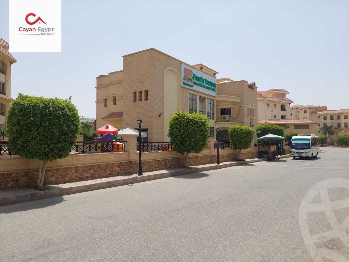 https://aqarmap.com.eg/ar/listing/4340236-for-sale-cairo-new-cairo-compounds-azad