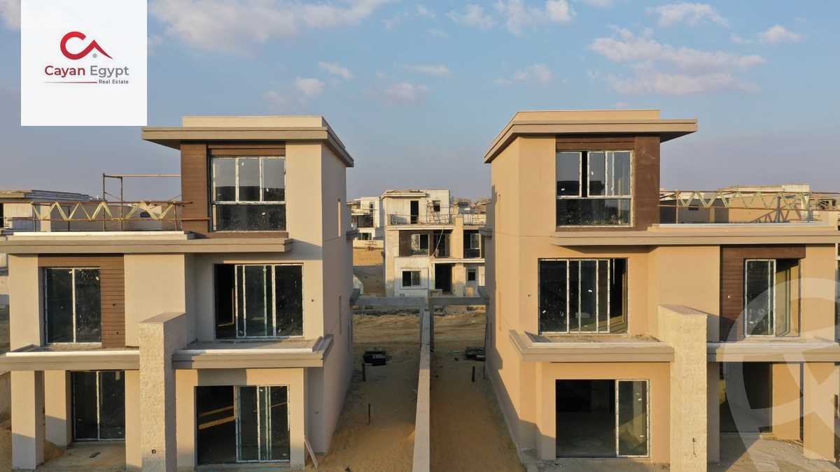 https://aqarmap.com.eg/ar/listing/4442956-for-sale-cairo-el-sheikh-zayed-city-compounds-kmbwnd-fyldj-wyst-dr-llttwyr