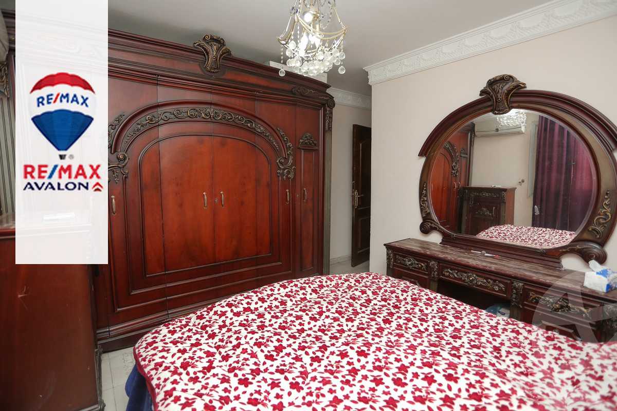 https://aqarmap.com.eg/ar/listing/3845598-for-sale-alexandria-moharram-bey-mohammed-emad-el-deen-st