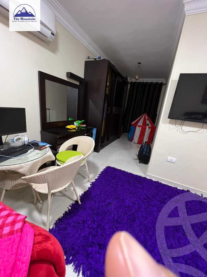 https://aqarmap.com.eg/ar/listing/3635847-for-sale-cairo-el-sheikh-zayed-city-compounds-in-sheikh-zayed-beverly-hills