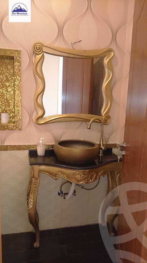 https://aqarmap.com.eg/ar/listing/3642079-for-sale-cairo-el-sheikh-zayed-city-compounds-in-sheikh-zayed-jewar