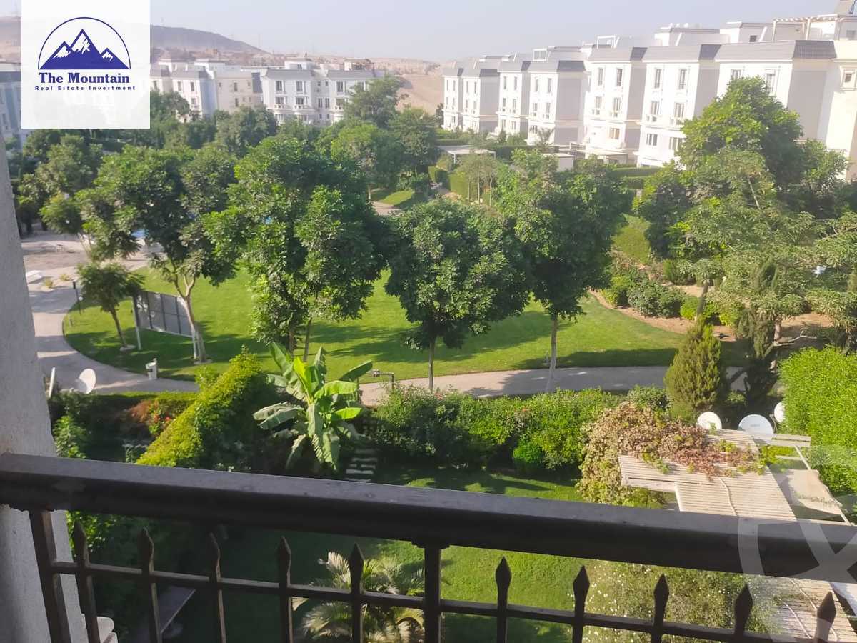https://aqarmap.com.eg/ar/listing/3758060-for-sale-cairo-6th-of-october-compounds-mountain-view-giza-plateau