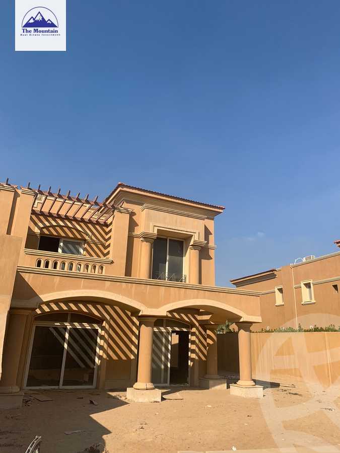 https://aqarmap.com.eg/ar/listing/3798583-for-sale-cairo-el-sheikh-zayed-city-compounds-in-sheikh-zayed-royal-meadows