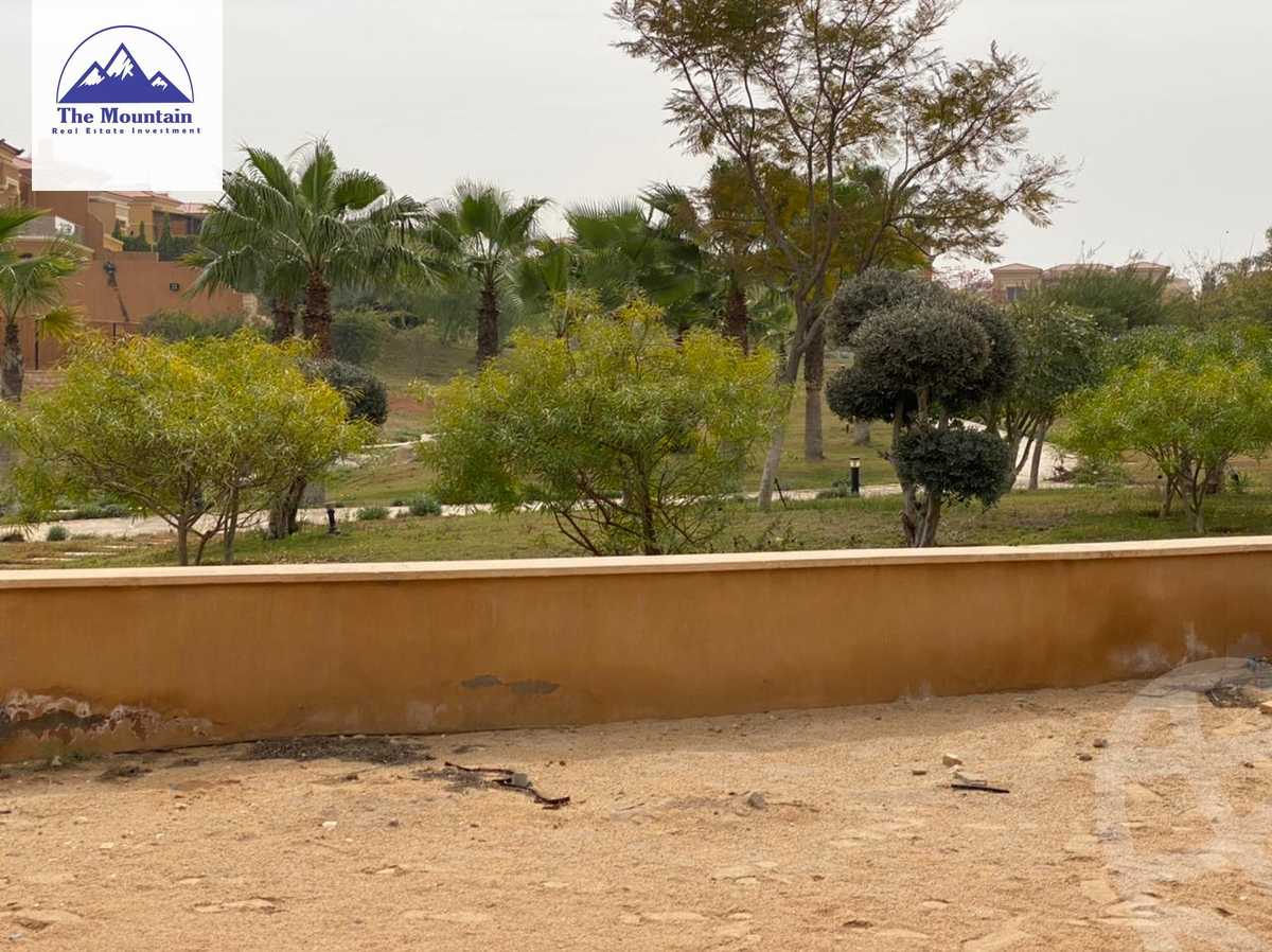 https://aqarmap.com.eg/ar/listing/3798583-for-sale-cairo-el-sheikh-zayed-city-compounds-in-sheikh-zayed-royal-meadows