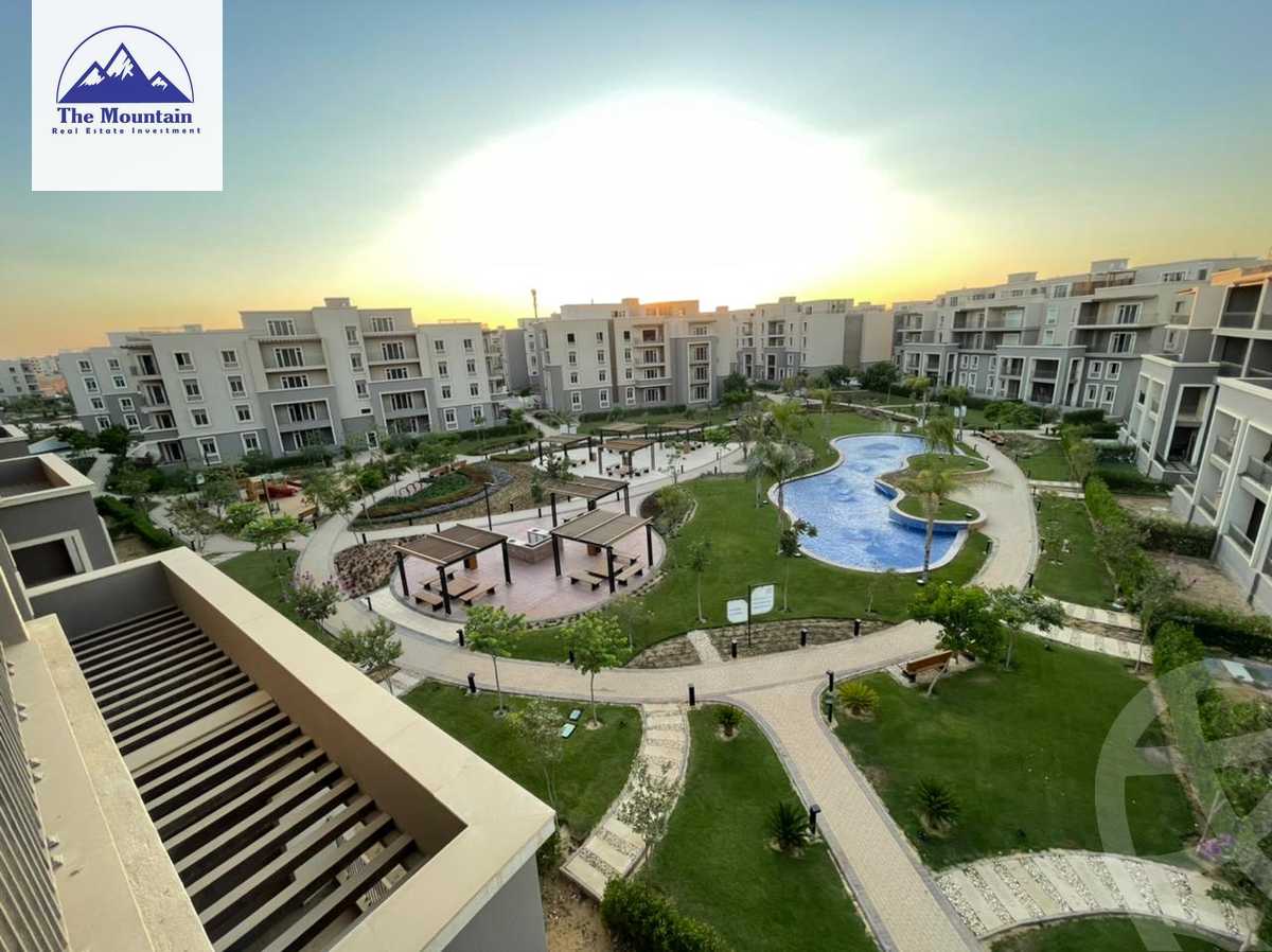 https://aqarmap.com.eg/ar/listing/3798593-for-sale-cairo-6th-of-october-compound-october-plaza
