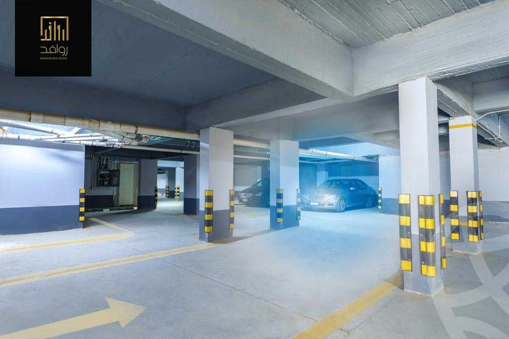 https://aqarmap.com.eg/ar/listing/3866506-for-sale-cairo-new-cairo-compounds-moon-valley