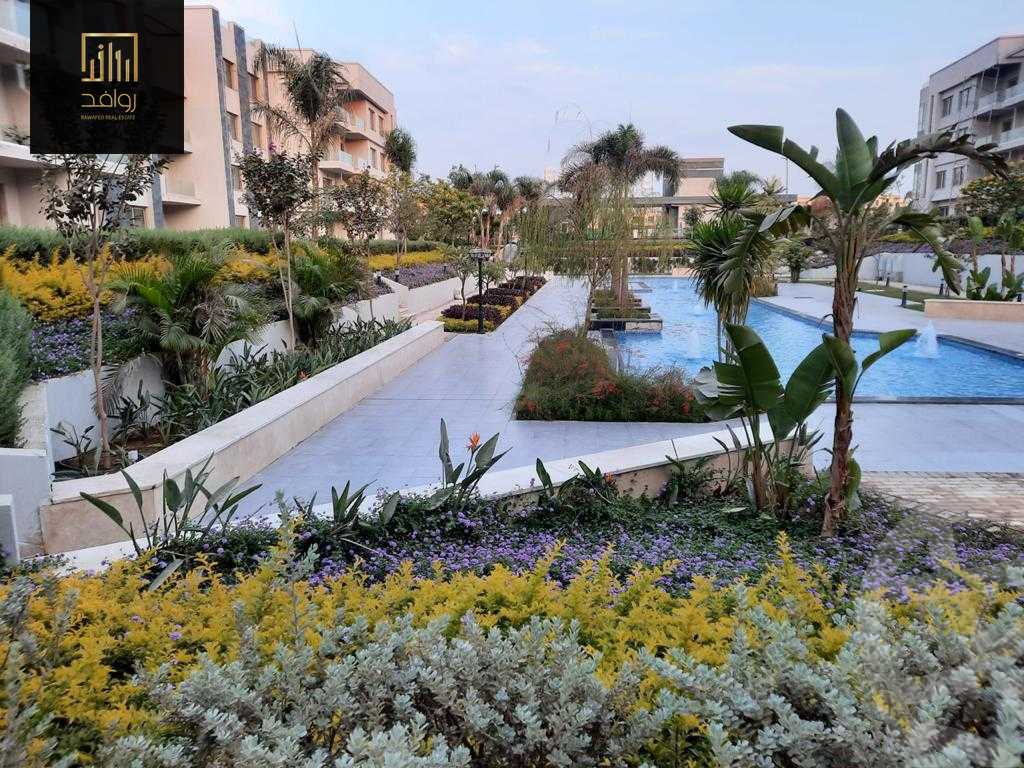 https://aqarmap.com.eg/ar/listing/3872257-for-sale-cairo-new-cairo-compounds-moon-valley