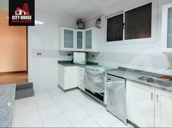 https://aqarmap.com.eg/ar/listing/2780115-for-sale-apartment-cairo-el-maadi-sarayat-el-maadi-mostafa-kamel-square