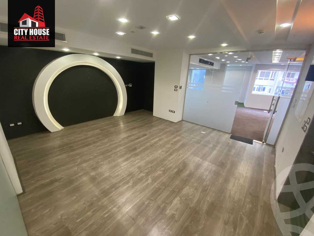 https://aqarmap.com.eg/ar/listing/3900617-for-rent-cairo-el-maadi-degla-street-198