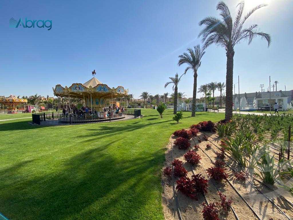 https://aqarmap.com.eg/ar/listing/4922371-for-sale-cairo-el-sheikh-zayed-city-compounds-kmbwnd-fyldj-wyst-dr-llttwyr