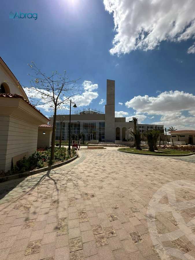 https://aqarmap.com.eg/ar/listing/5329869-for-sale-cairo-el-sheikh-zayed-city-compounds-kmbwnd-fyldj-wyst-dr-llttwyr