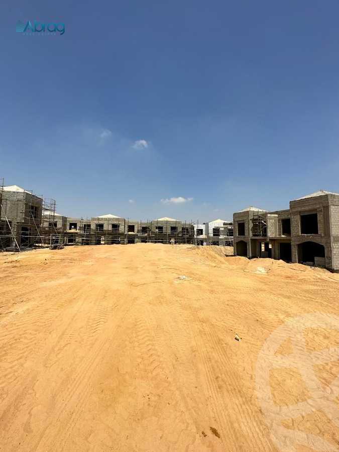 https://aqarmap.com.eg/en/listing/5491294-for-sale-cairo-el-sheikh-zayed-city-compounds-kmbwnd-fyldj-wyst-dr-llttwyr