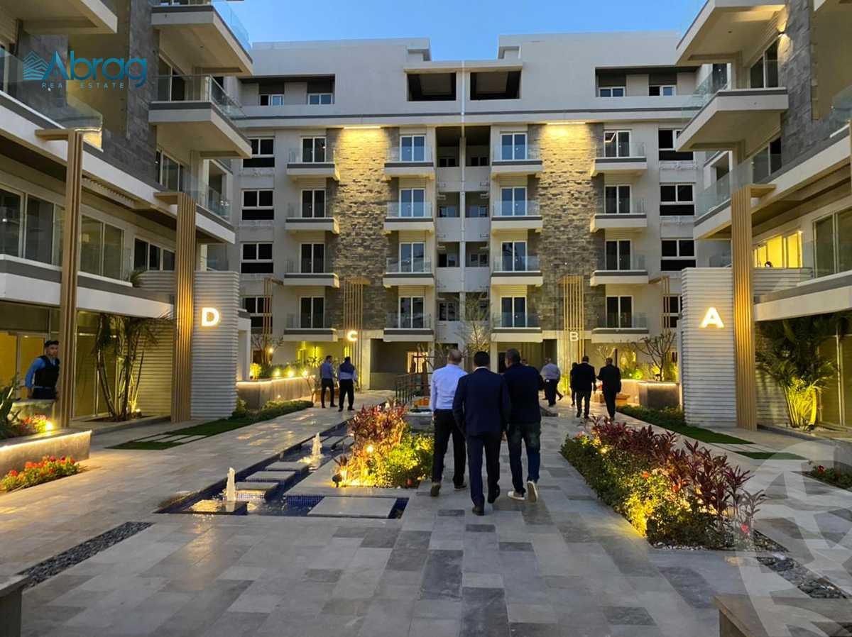https://aqarmap.com.eg/en/listing/5620516-for-sale-cairo-new-cairo-compounds-mountain-view1-1-compound