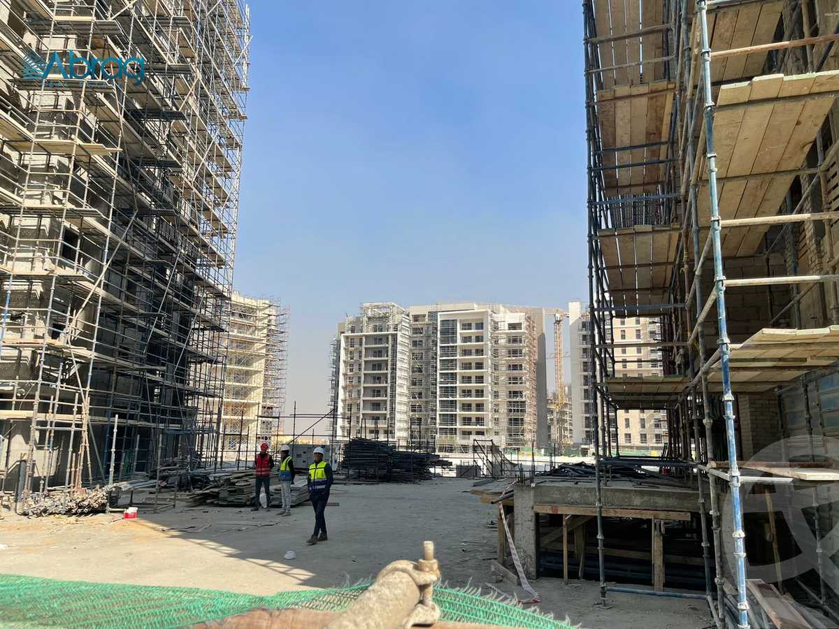 https://aqarmap.com.eg/en/listing/5758532-for-sale-cairo-el-sheikh-zayed-city-compounds-zyd-wr-llttwyr-z-tower