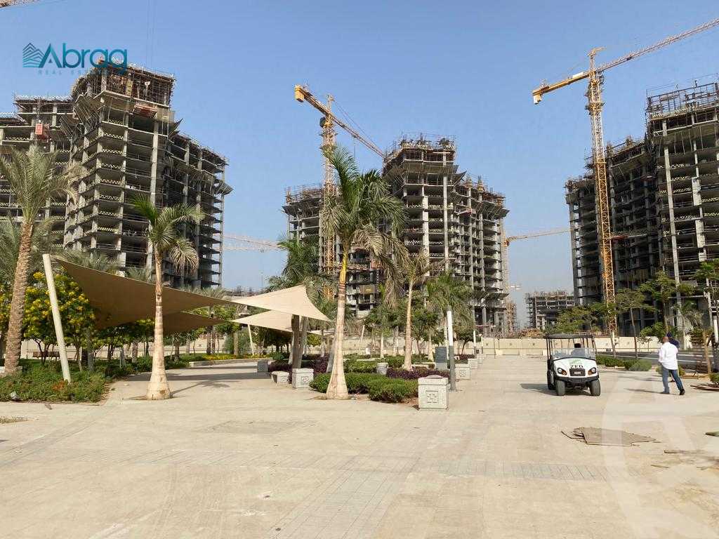 https://aqarmap.com.eg/en/listing/5941421-for-sale-cairo-el-sheikh-zayed-city-compounds-zyd-wr-llttwyr-park-towers-zed-el-sheikh-zayed-compound