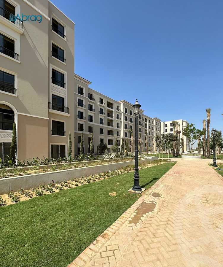https://aqarmap.com.eg/en/listing/5958685-for-sale-cairo-el-sheikh-zayed-city-compounds-kmbwnd-fyldj-wyst-dr-llttwyr