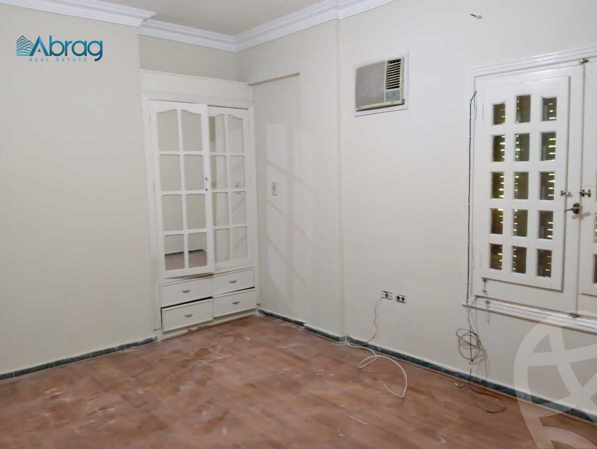 https://aqarmap.com.eg/ar/listing/6540350-for-sale-cairo-el-sheikh-zayed-city-compounds-hadayek-el-mohandiseen