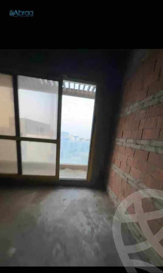 https://aqarmap.com.eg/ar/listing/6543292-for-sale-cairo-el-sheikh-zayed-city-compounds-el-patio-zahraa