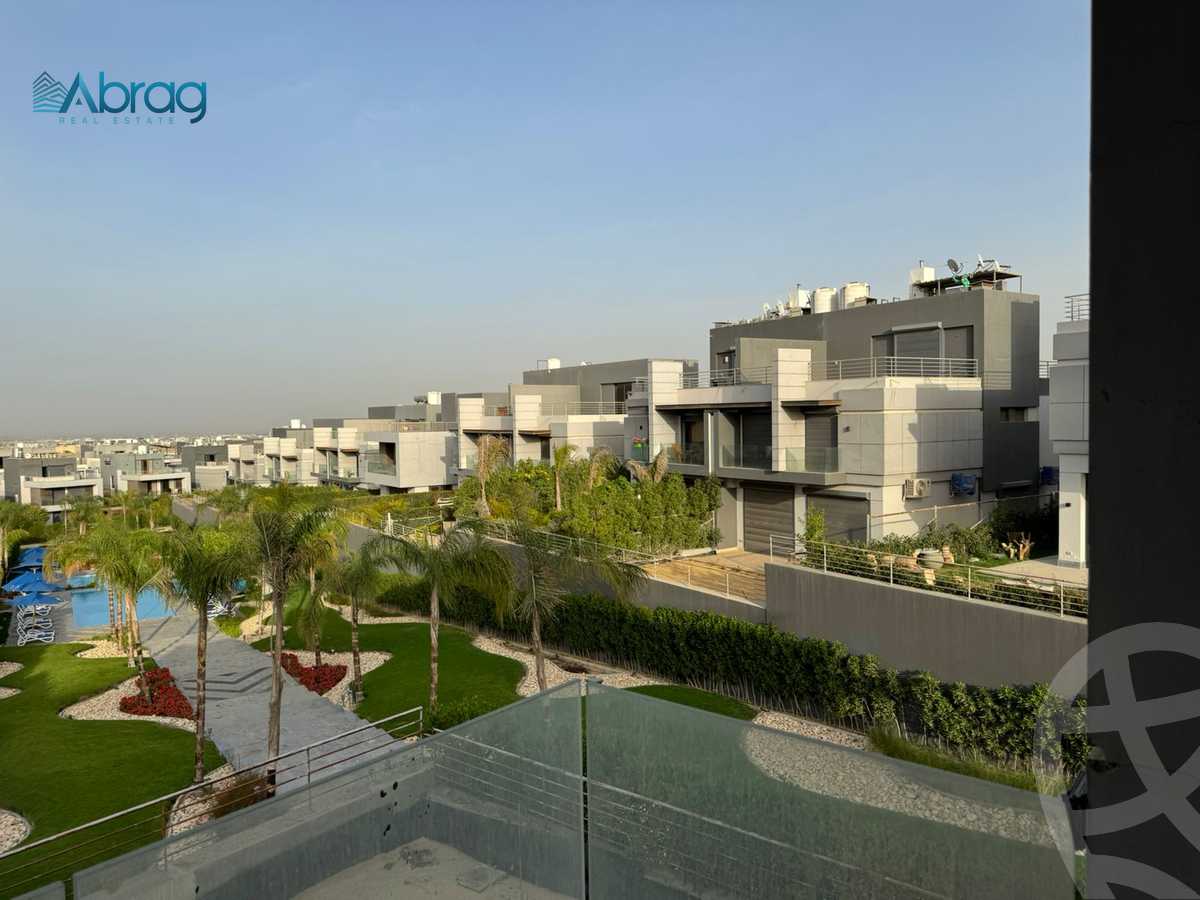 https://aqarmap.com.eg/ar/listing/6543292-for-sale-cairo-el-sheikh-zayed-city-compounds-el-patio-zahraa