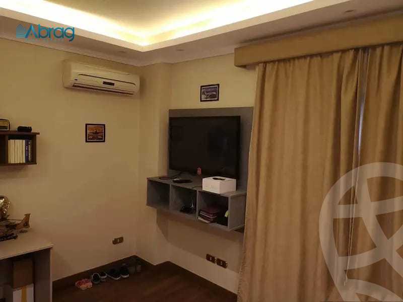 https://aqarmap.com.eg/ar/listing/6555402-for-sale-cairo-el-sheikh-zayed-city-el-hay-elsabeaa-lhy-lsb