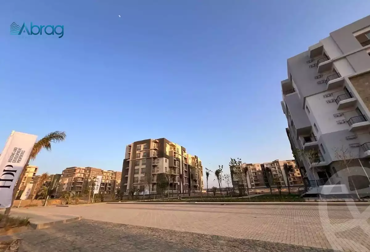 https://aqarmap.com.eg/ar/listing/6559926-for-sale-cairo-el-sheikh-zayed-city-lshykh-zyd-ljdyd-west-view-residence-hdp