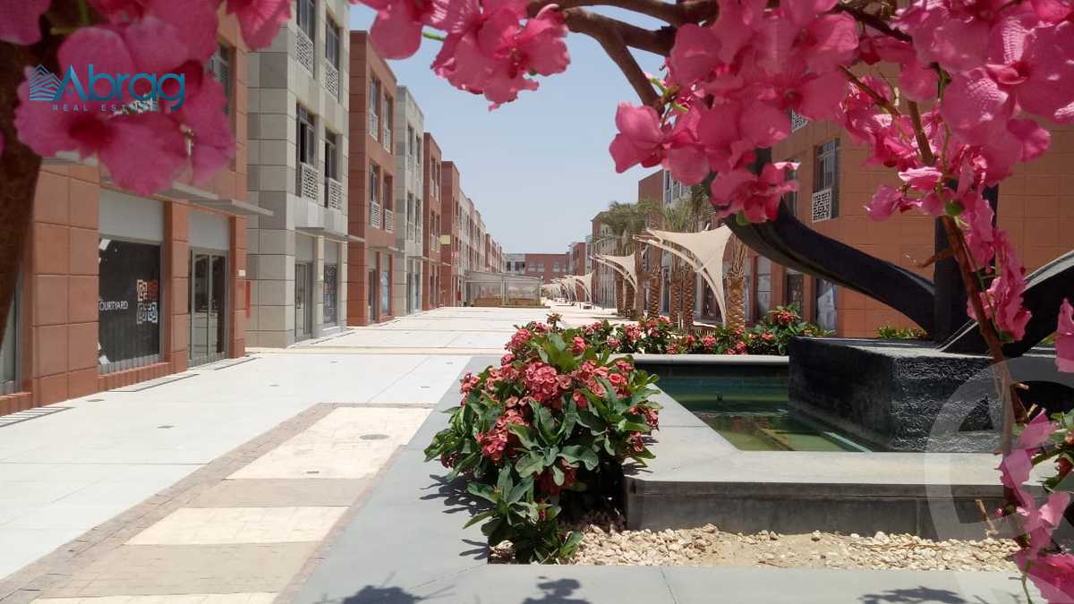 https://aqarmap.com.eg/en/listing/6566701-for-sale-cairo-el-sheikh-zayed-city-compounds-the-courtyard-mall-dorra