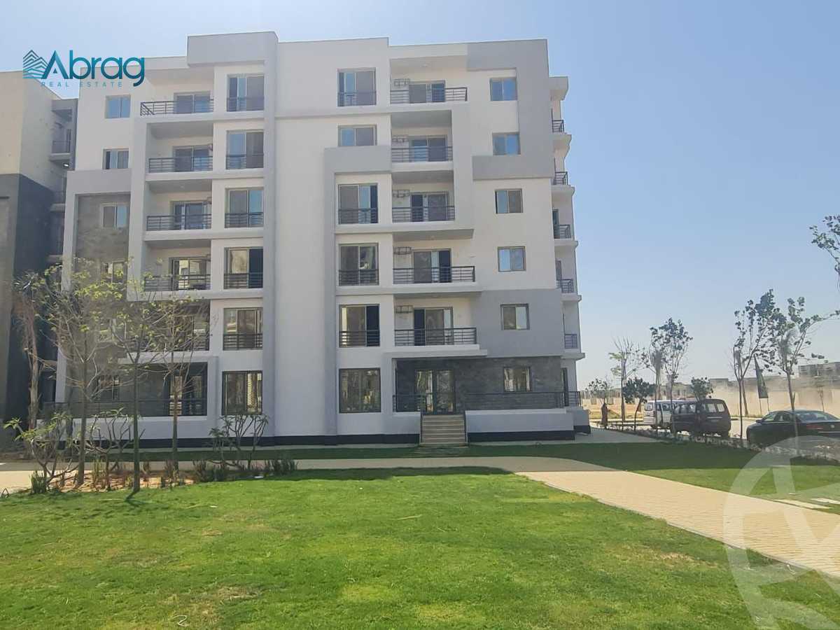 https://aqarmap.com.eg/ar/listing/6625409-for-sale-cairo-el-sheikh-zayed-city-lshykh-zyd-ljdyd-west-view-residence-hdp