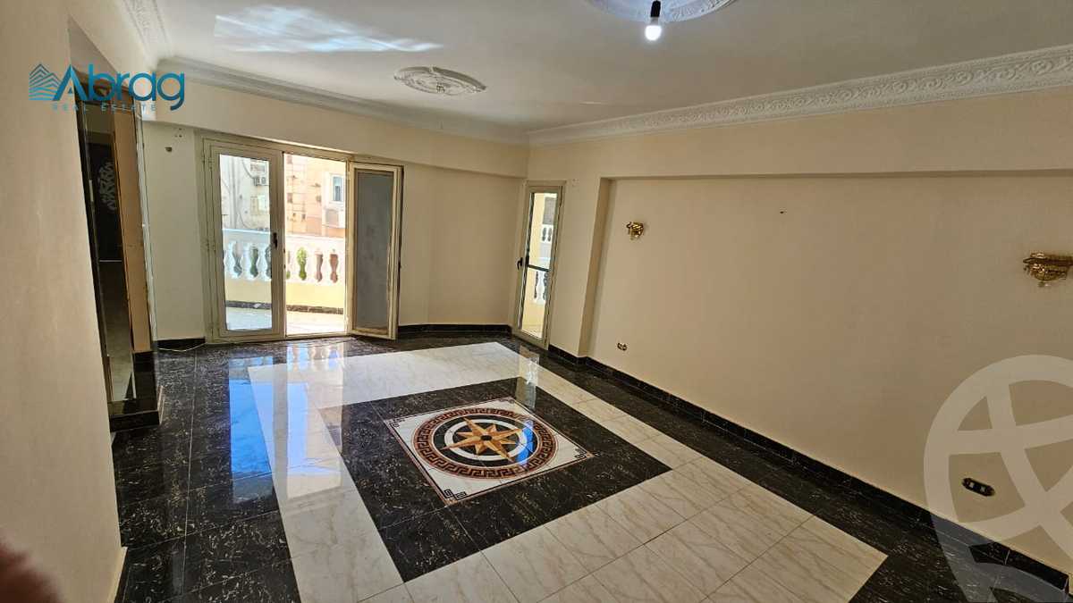 https://aqarmap.com.eg/en/listing/6635755-for-sale-cairo-el-sheikh-zayed-city-el-hay-elsabeaa-lbstn