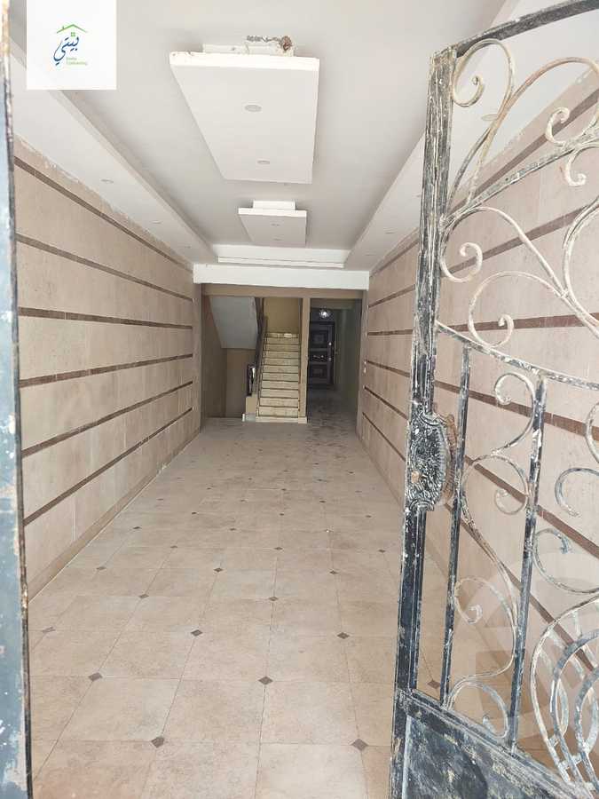 https://aqarmap.com.eg/ar/listing/4225452-for-sale-cairo-el-shorouk-lhy-lthny-shrq-neighborhood-2-ahmed-talal-st