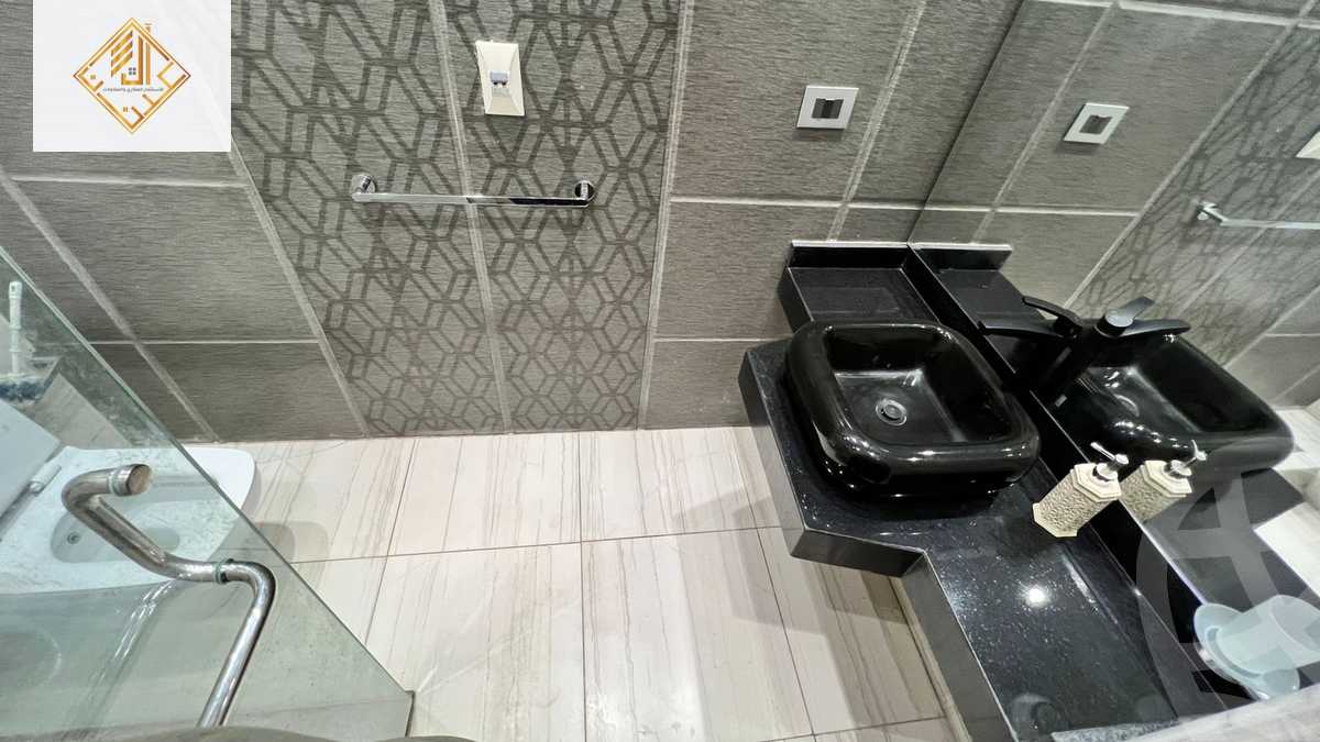 https://aqarmap.com.eg/en/listing/4104996-for-sale-cairo-dokki-kwrnysh-lnyl