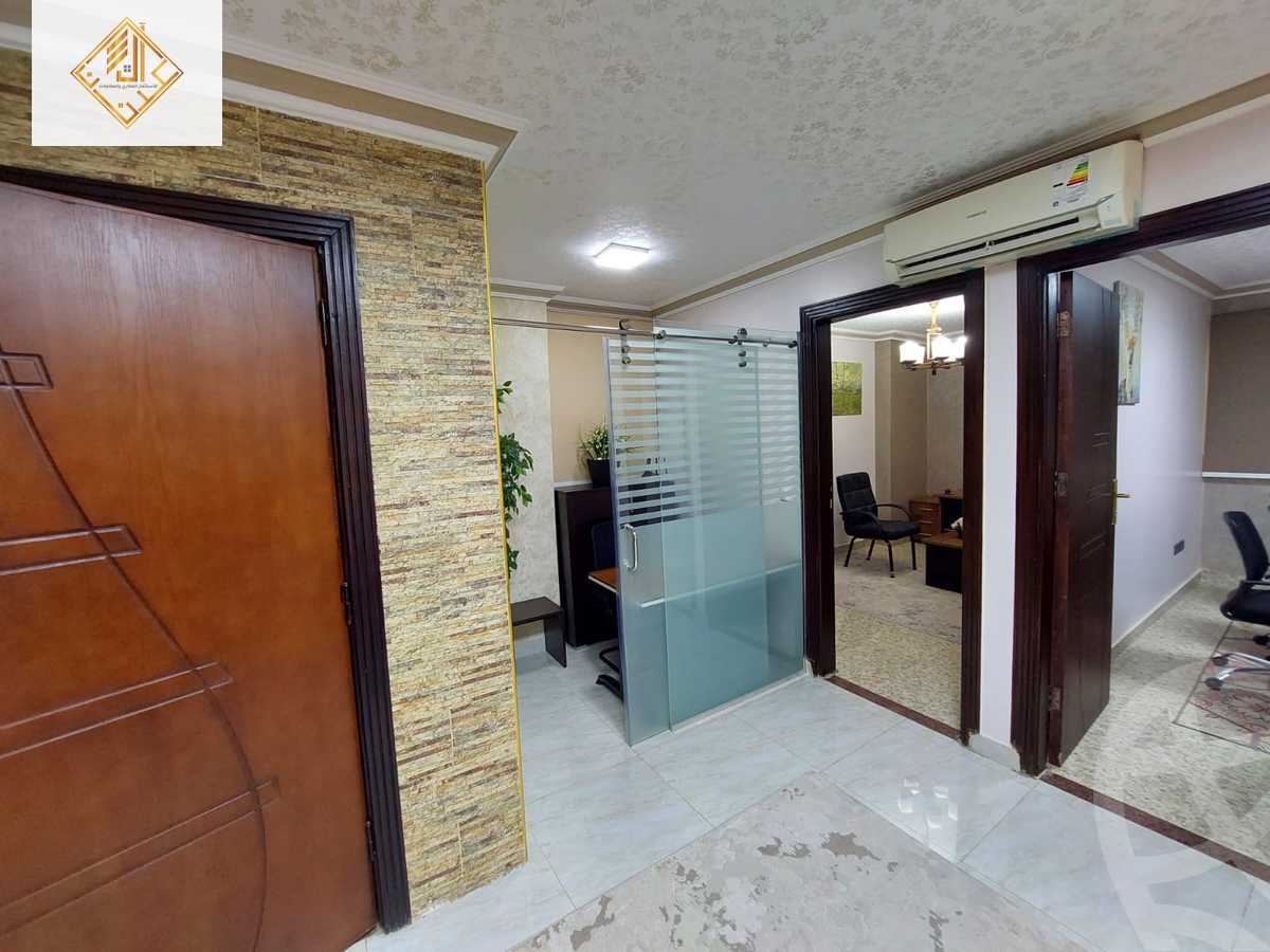 https://aqarmap.com.eg/ar/listing/4931053-for-rent-cairo-el-mohandesen-shareaa-ahmed-orabi