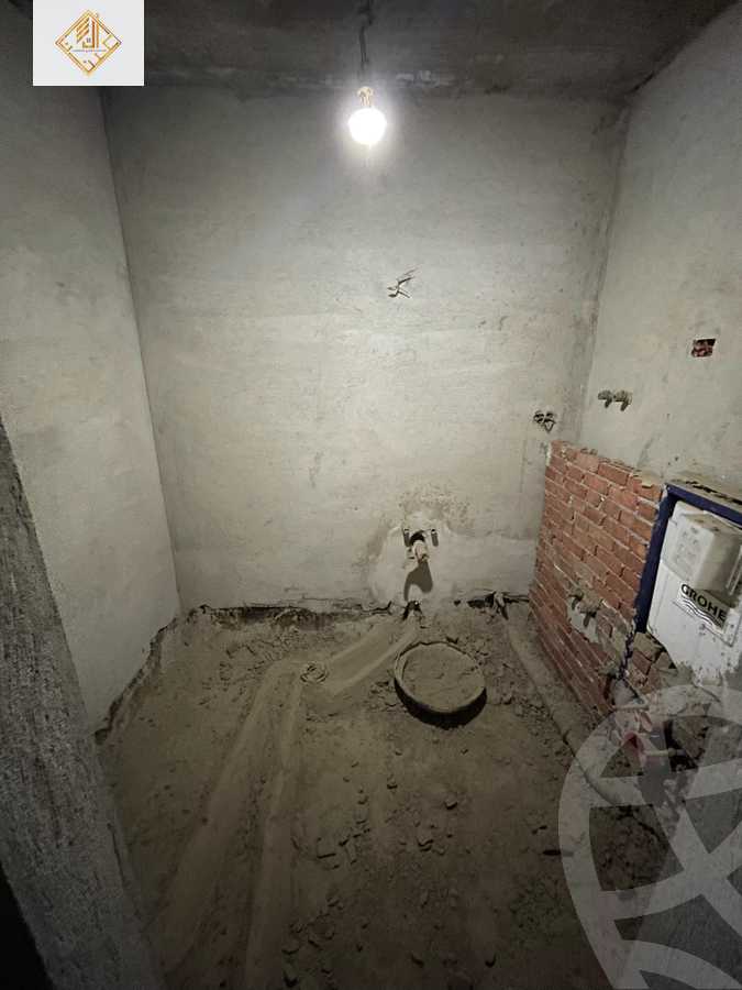 https://aqarmap.com.eg/en/listing/6017960-for-sale-cairo-dokki-mohey-el-din-abo-el-ezz