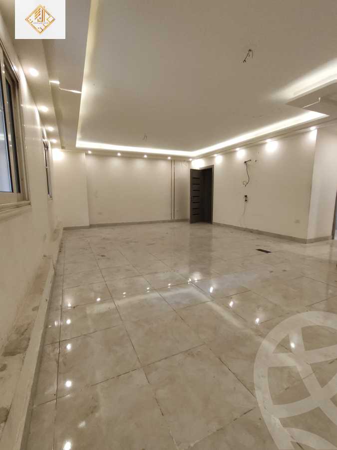 https://aqarmap.com.eg/en/listing/6020564-for-sale-cairo-el-mohandesen-abd-el-moneam-riad-st