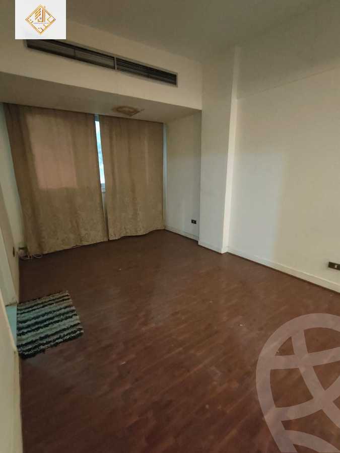 https://aqarmap.com.eg/en/listing/6033923-for-sale-cairo-el-mohandesen-shareaa-shehab