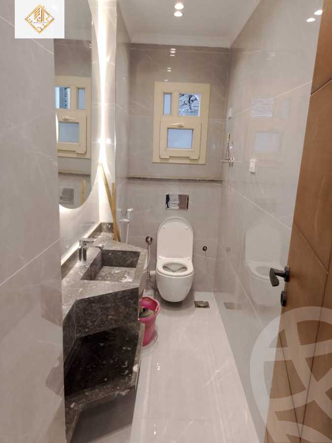 https://aqarmap.com.eg/ar/listing/6042491-for-sale-cairo-dokki-mohey-el-din-abo-el-ezz