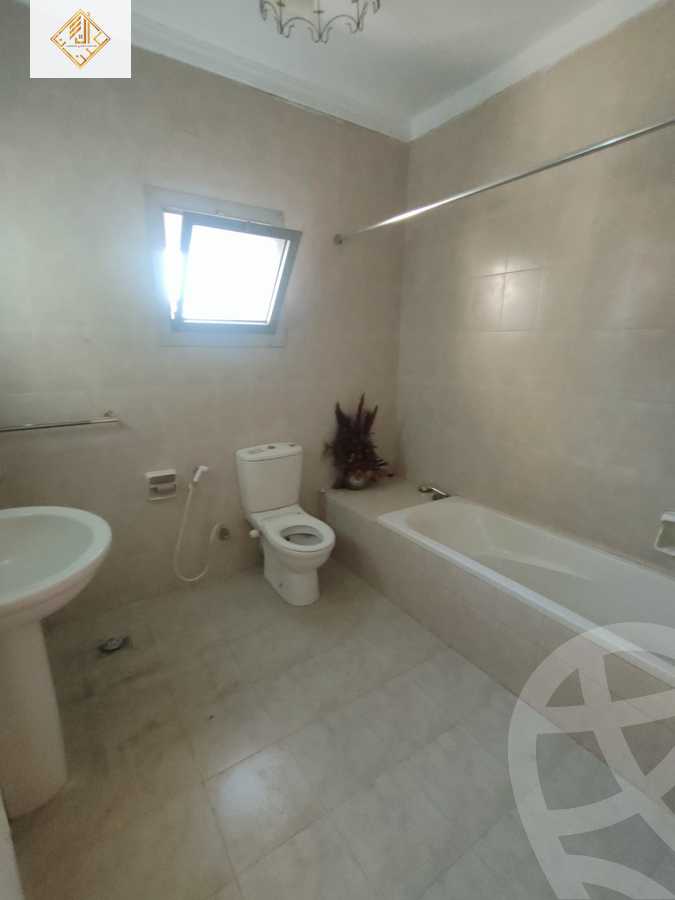 https://aqarmap.com.eg/en/listing/6118489-for-sale-cairo-el-mohandesen-abd-el-moneam-riad-st