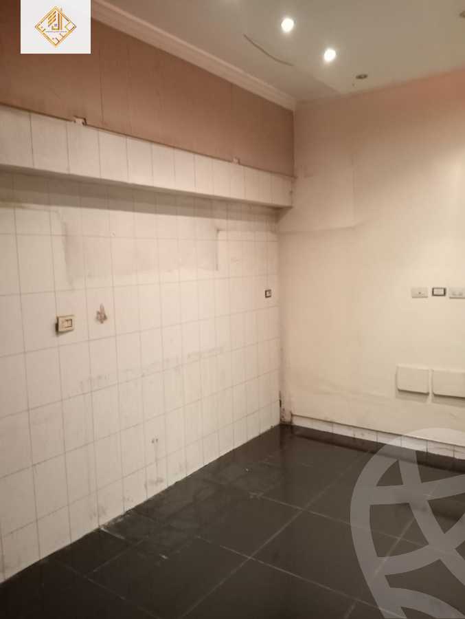 https://aqarmap.com.eg/en/listing/6154459-for-sale-cairo-dokki-mohey-el-din-abo-el-ezz