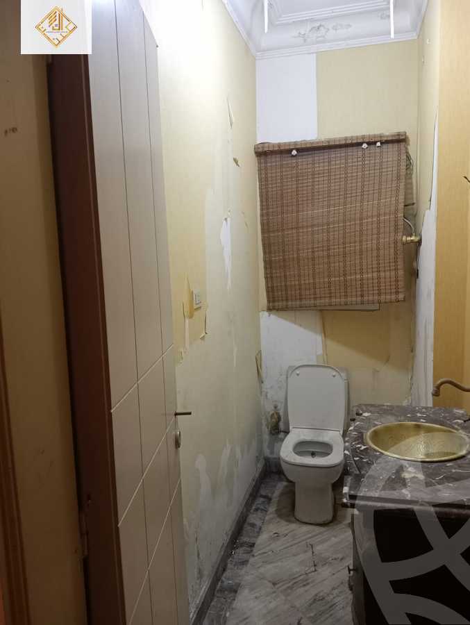 https://aqarmap.com.eg/en/listing/6154459-for-sale-cairo-dokki-mohey-el-din-abo-el-ezz
