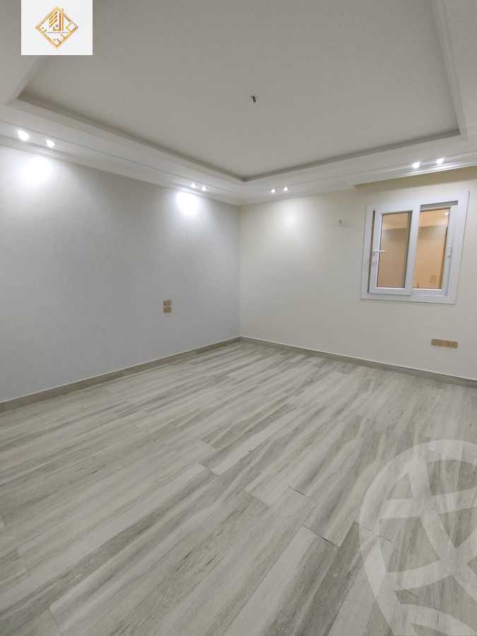 https://aqarmap.com.eg/en/listing/6154508-for-sale-cairo-dokki-mohey-el-din-abo-el-ezz